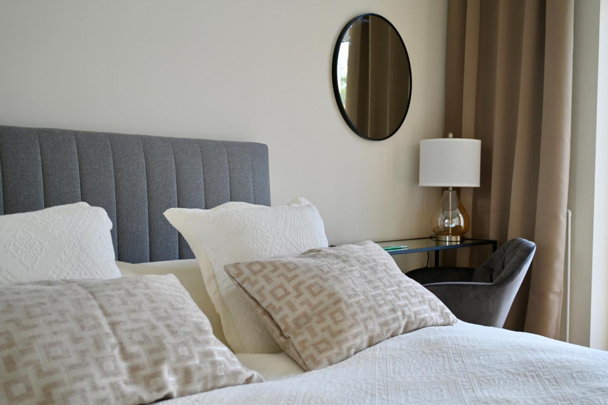 Zuhause Am Mit Sonnenbalkon In Strand- Und Altstadtnaehe * Rostock